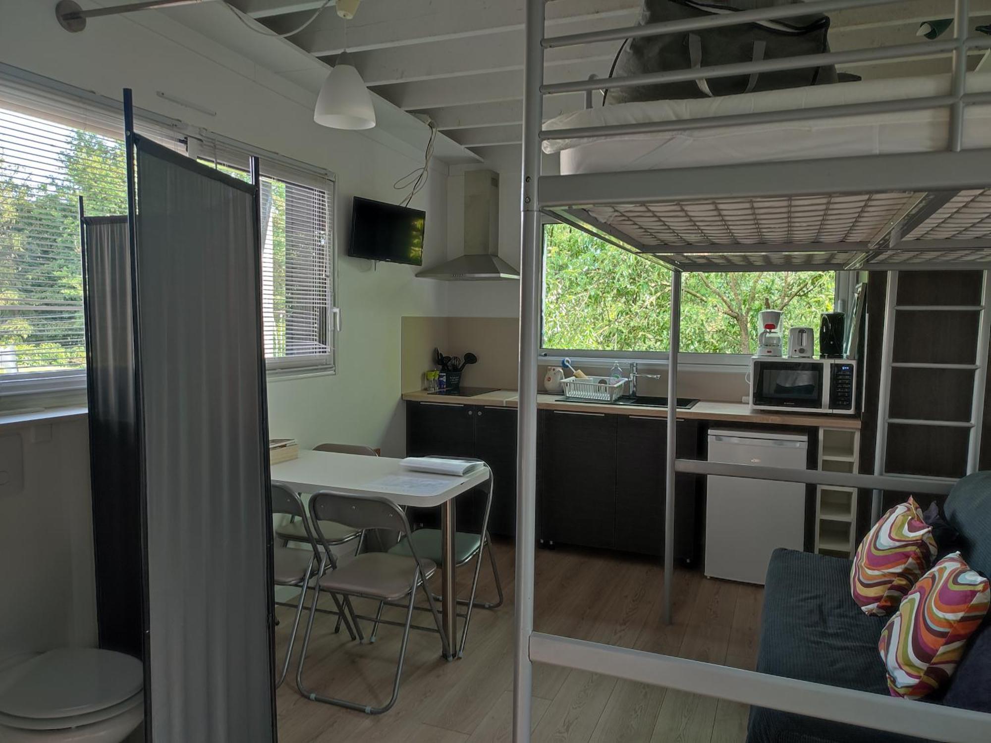 Studio Meuble 1 Piece Entierement Equipe Sans Cloisons Separatives Chavagnes-en-Paillers Dış mekan fotoğraf